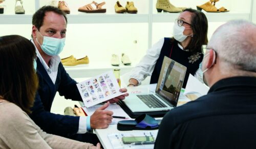 Zu den Orderterminen für Frühjahr/ Sommer 2023 kommt der Handel mit einer konkreten Erwartungshaltung. (Foto: Igedo Company)