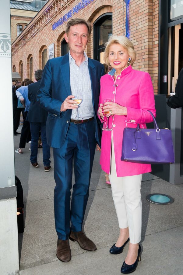 Birkenstock X KPM Cocktail und Dinner Event - Tini Gräfin Rothkirch und Gerhard Schönling (Foto: Birkenstock)