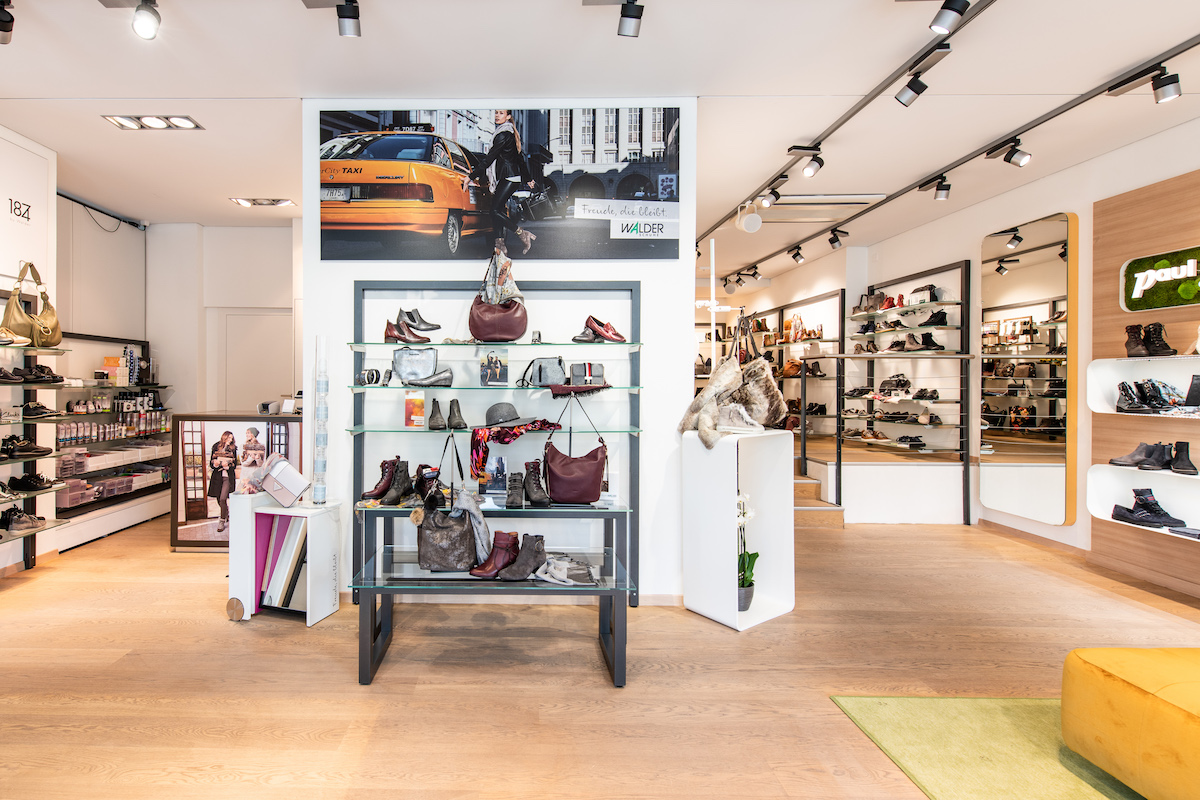 Das erste reine Damenschuh-Geschäft der Schuhhaus Walder AG in Zürich (Foto: Schuhhaus Walder AG). 