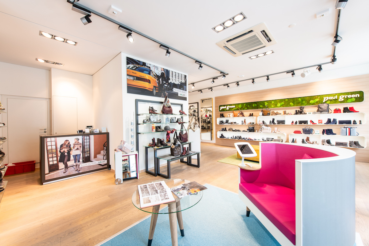Das erste reine Damenschuh-Geschäft der Schuhhaus Walder AG in Zürich (Foto: Schuhhaus Walder AG). 