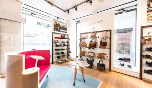 Das erste reine Damenschuh-Geschäft der Schuhhaus Walder AG in Zürich (Foto: Schuhhaus Walder AG). 