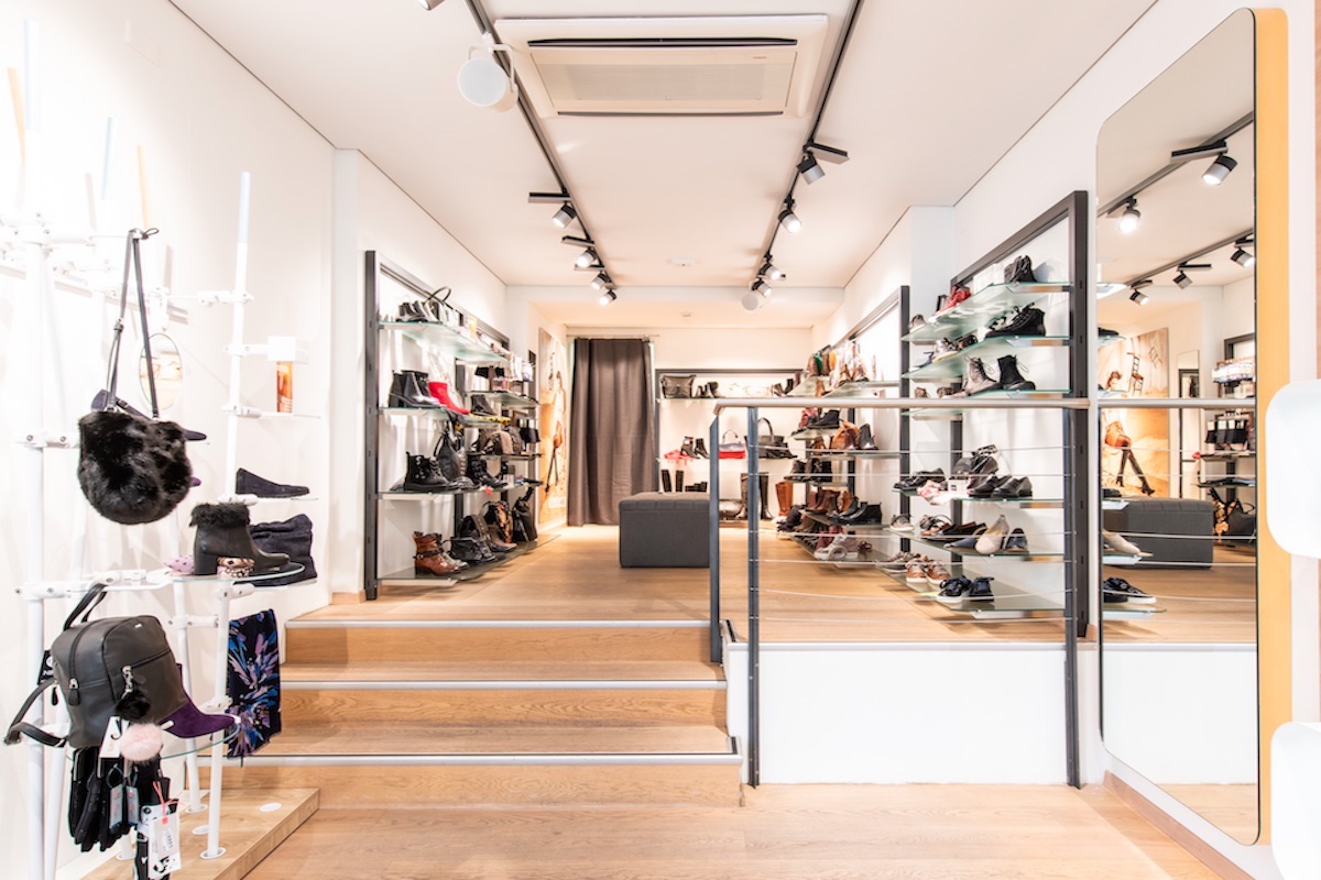 Das erste reine Damenschuh-Geschäft der Schuhhaus Walder AG in Zürich (Foto: Schuhhaus Walder AG). 