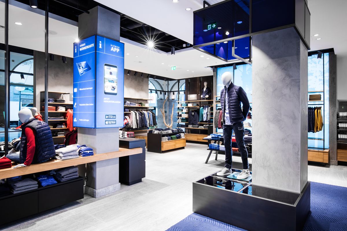 Modehaus Hirmer in München (Foto: Umdasch)