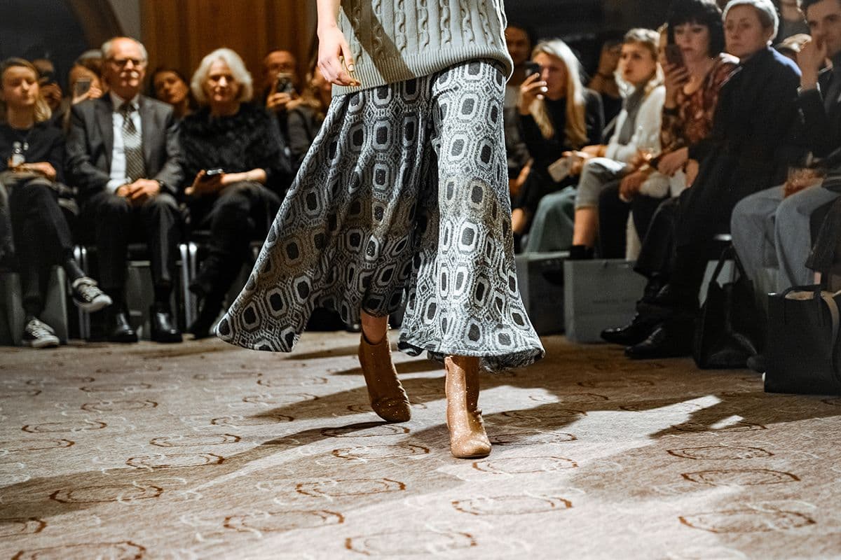 Marcel Ostertag Fashion Show mit Schuhen aus der MarcelOstertag X Tamaris Kollektion (Foto: Robert Schlesinger/Getty Images für Marcel Ostertag)