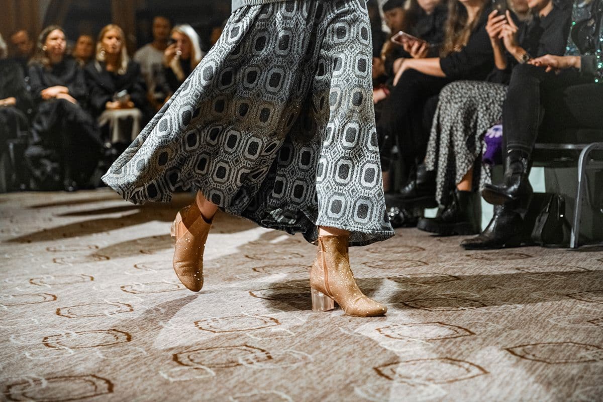 Marcel Ostertag Fashion Show mit Schuhen aus der MarcelOstertag X Tamaris Kollektion (Foto: Robert Schlesinger/Getty Images für Marcel Ostertag)