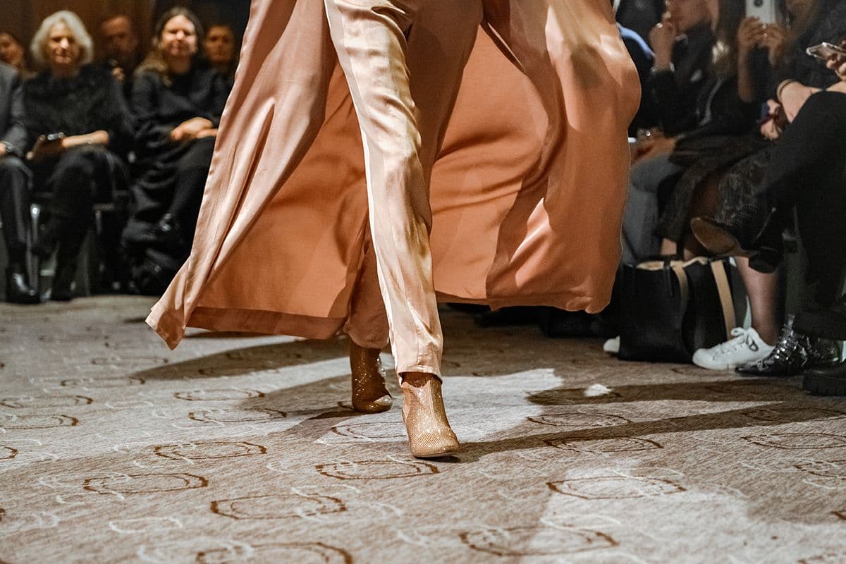 Marcel Ostertag Fashion Show mit Schuhen aus der MarcelOstertag X Tamaris Kollektion (Foto: Robert Schlesinger/Getty Images für Marcel Ostertag)