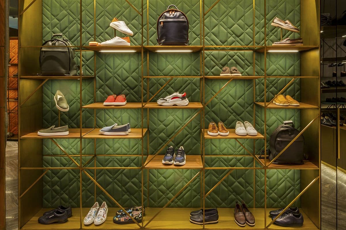 Santoni Monomarken-Store in der Dubai Mall in Dubai. (Foto. Santoni)