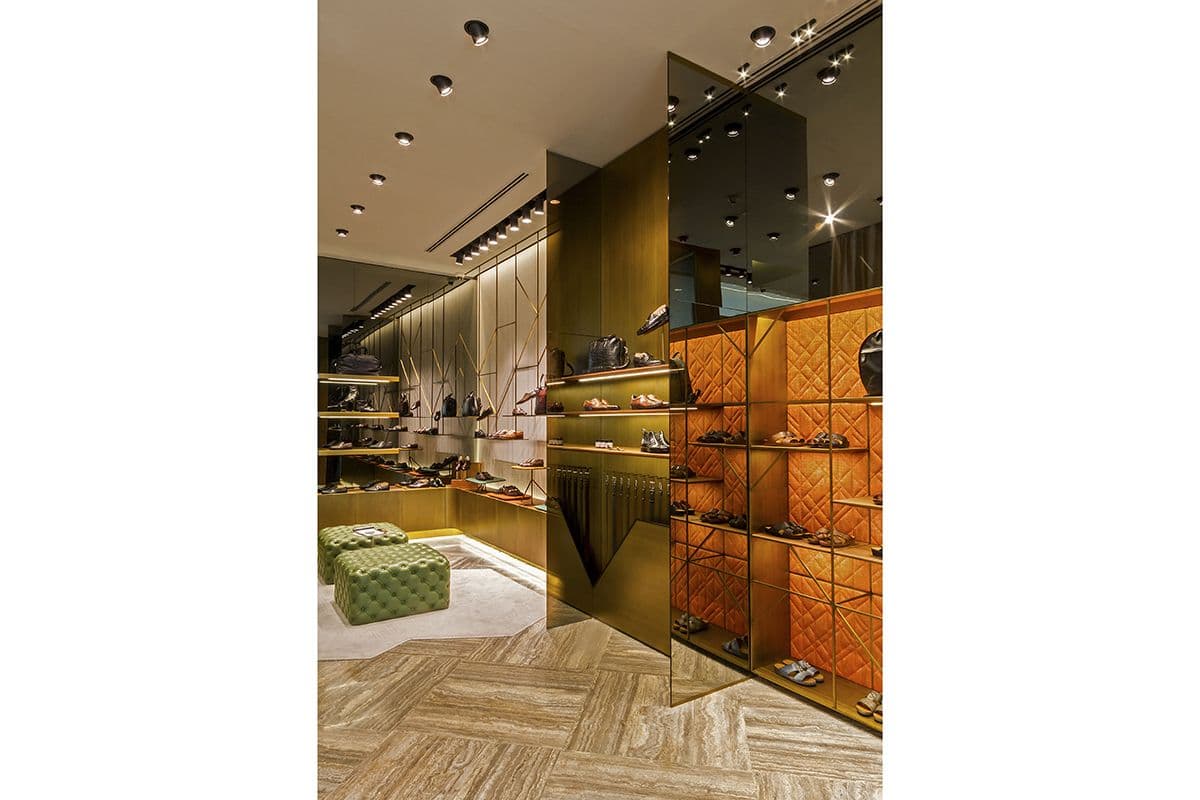 Santoni Monomarken-Store in der Dubai Mall in Dubai. (Foto. Santoni)