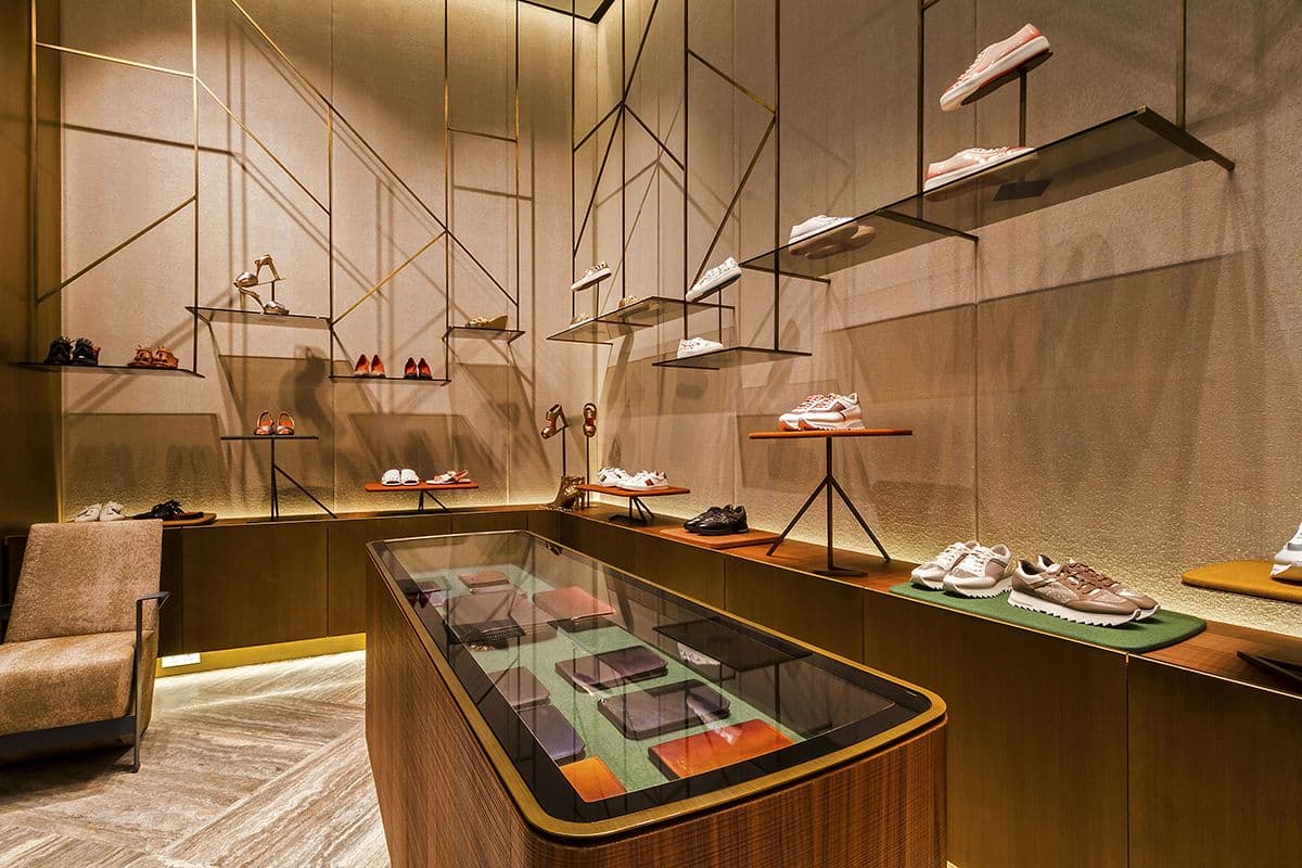 Santoni Monomarken-Store in der Dubai Mall in Dubai. (Foto. Santoni)