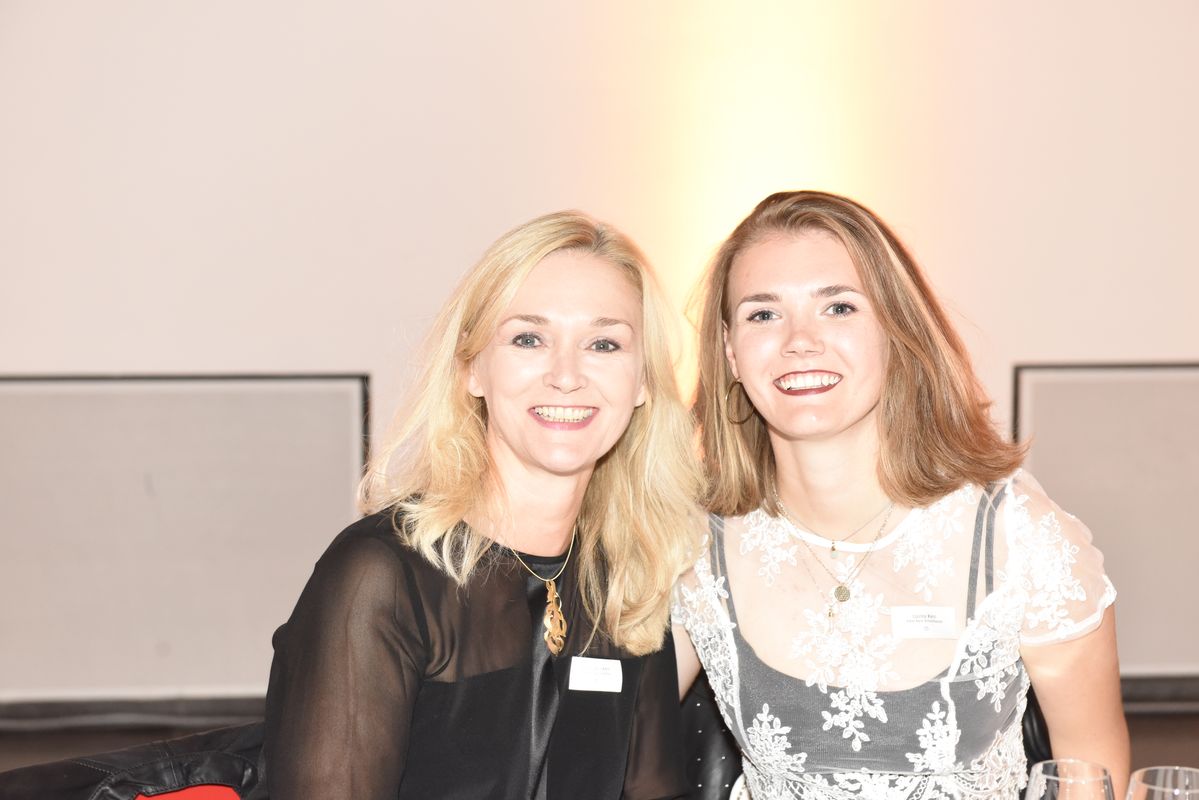 Elke Hüller-Kern, Louisa Kern