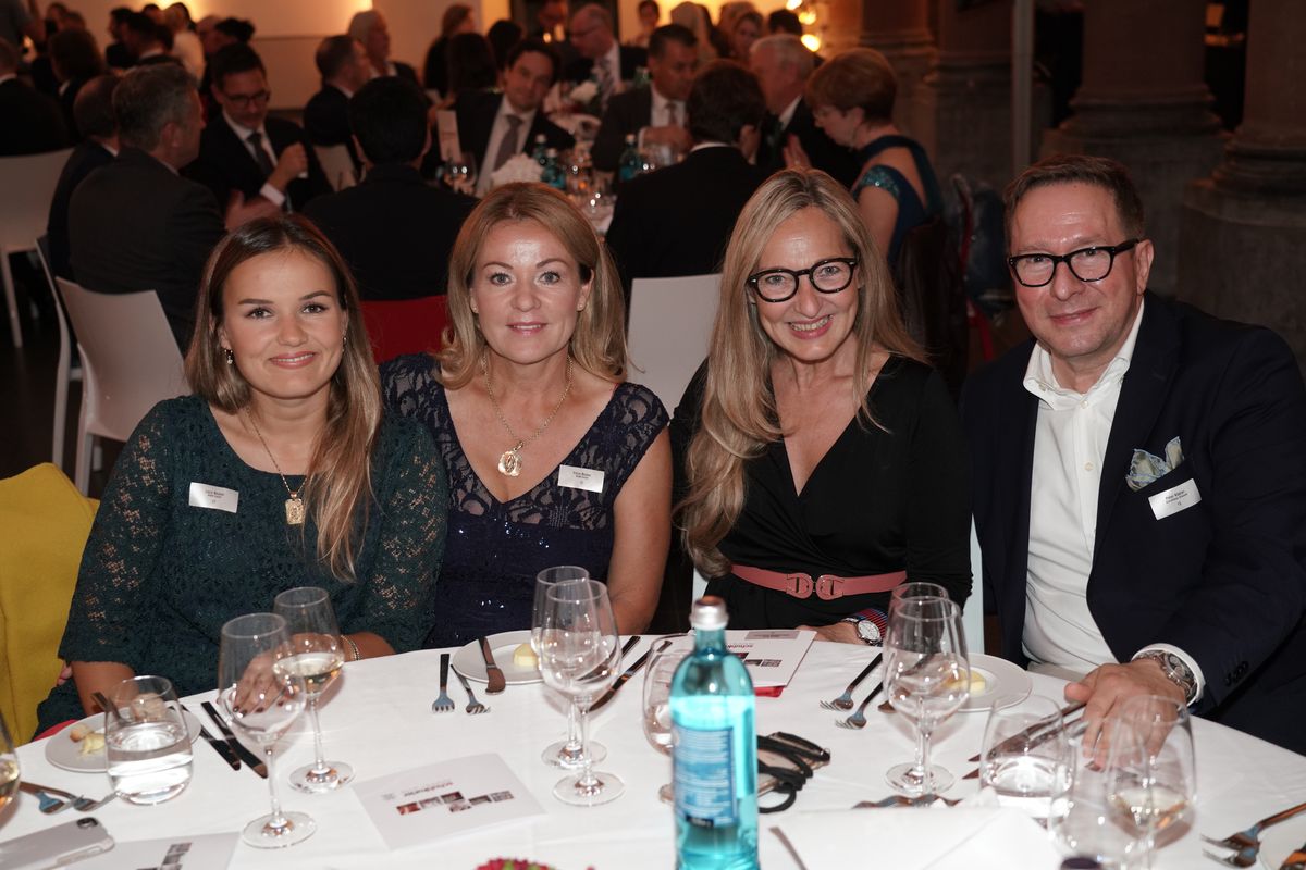 Lena und Petra Becker, Petra Zink, Peter Köster