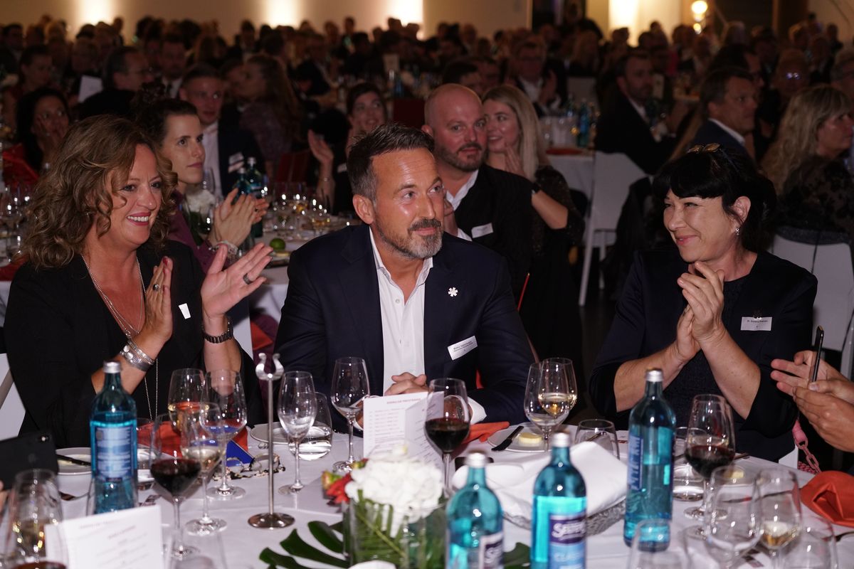 Gabriele Martinez, Markus Kastenhuber , Dr. Susanna Pramann