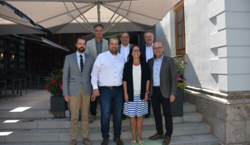 Der neue Assima-Beirat (v.l.): Jens Koch, Ralf Maurer, Julian Flocke, Bernhard Offermann, Carola Niemann, Siegfried Despineux, Prof. Dr. Andreas Kaapke (Foto: Assima)