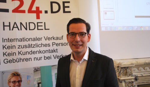 Dr. Dominik Benner
