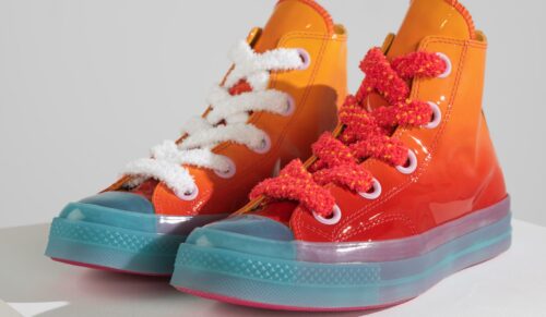 Converse hat sich mit JW Anderson zusammengetan. Die Stücke wurden von Keramiken und Skulpturen inspiriert. (Foto: Converse)