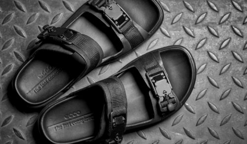 Die limitierte Sandalen-Kollektion ’Ecco x The Last Conspiracy‘ (Foto: Ecco)