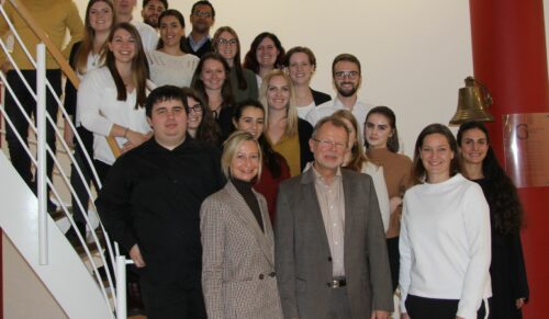Das Team um Prof. Dr. Hans-Joachim Theiß. (Foto: ANWR Group)