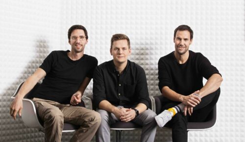 Die Parcel Lab Gründer (v.l.n.r.): Tobias Buxhoidt (CEO), Julian Krenge (CTO) und Anton Eder (COO). (Foto: Parcel Lab) 