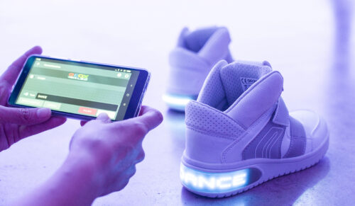 LED-Schuhe für Kinder von Geox (Foto: Geox).