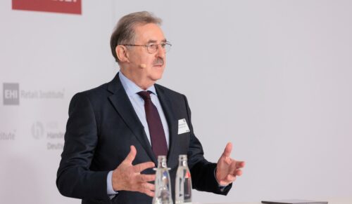 HDE-Präsident Josef Sanktjohanser auf dem Handelskongress 2021. (Foto: HDE)