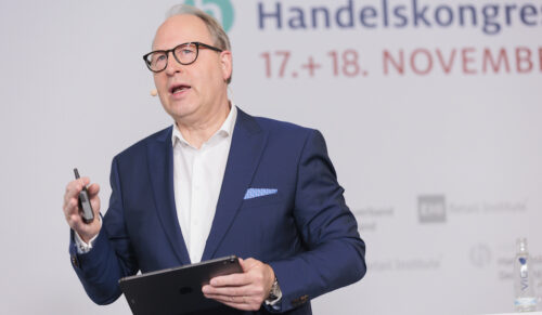Stefan Genth auf dem Handelskongress 2021 in Berlin. (Foto: HDE)