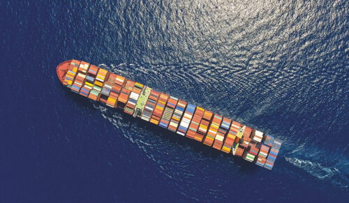 Die globale Logistik bleibt nach Hafenschließungen in China gestört. (Foto: Hapah-Lloyd)