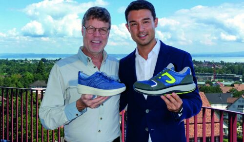 Karl Müller III (li.) und Karl Müller IV sind die Gründer von Joya und Kybun. (Foto: Joya)