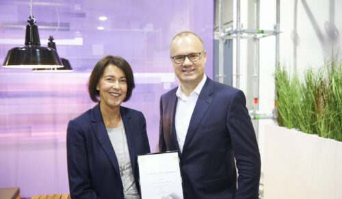 Angelika Schindler-Obenhaus (Katag AG) und Dr. Robert Mayr (Datev). 