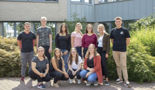 Lloyd begrüßt seine neuen Auszubildenden (Foto: Lloyd)
