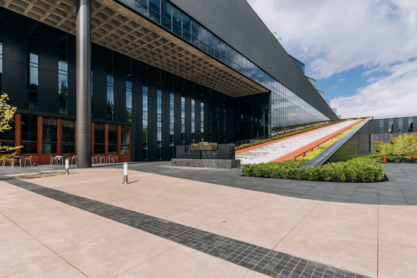 Das LeBron James Innovation Center in New Hampshire. (Foto: Nike)
