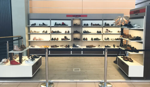 Lloyd eröffnet erstmalig einen ohne Lagerhaltung geführten Concept-Store am Hamburg Flughafen (Foto: Lloyd)