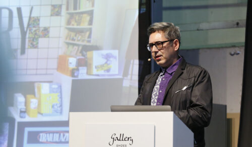 Trendexperte Martin Wuttke informiert über die Trends der H/W 20/21 Saison. (Foto: Modeurop)
