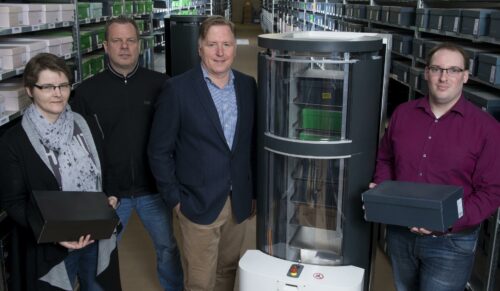 Meyer & Meyer testet innovative Kommissionier-Technik (Foto: Meyer & Meyer)