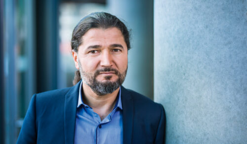 Orhan Akman ist Bundesfachgruppenleiter Einzel- und Versandhandel bei Verdi. (Foto: Kay Herschelmann)