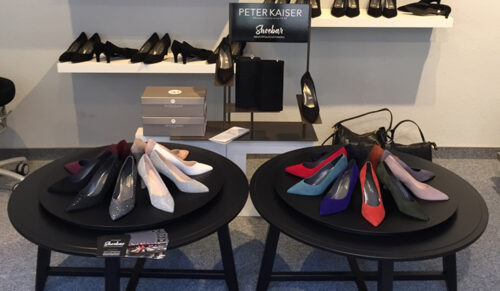 Peter Kaiser Verkaufsaktion ’Shoebar‘ bei Gentz Schuhe und Ledermoden war ein voller Erfolg. (Foto: GMS)