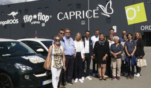 Die glücklichen Auto-Gewinner (Foto: Quick Schuh)