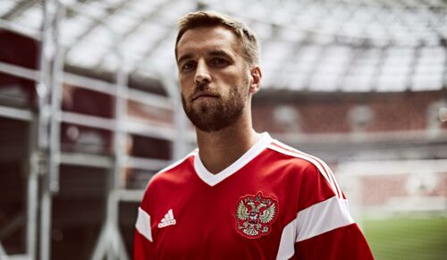Adidas rüstet weiterhin alle Mannschaften des Russischen Fußballverbands aus. (Foto: Adidas)