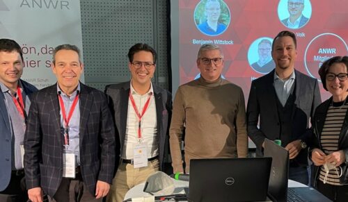 Bei der Regionalveranstaltung in Mainhausen (v.li.): Josef Sax, Helmut Wies und Tobias Eichmeier von ANWR Schuh, als Vertreter des Mitgliederbeirats Ulrich Volk, Ingo Hänel (Mitglied des Aufsichtsrats der ANWR Group eG) und Heike Laux. (Foto: ANWR)