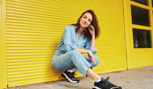 S.Oliver Shoes startet eine neue Social Media Kampagne mit Janina Uhse. (Foto: shoe.com) 