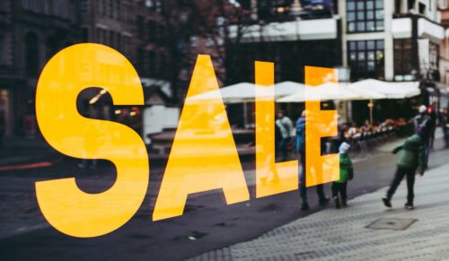 Sind Rabattaktionen besser als Durchläufer? (Foto: Markus Spiske/Unsplash)
