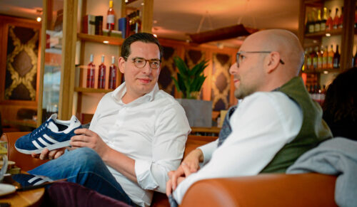 Dr. Dominik Benner (li.) und Gregor F. Bernhart (Foto: Redaktion)