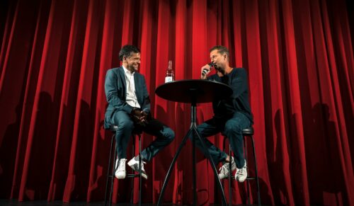 Sioux-Geschäftsführer Lewin Berner im Gespräch mit Til Schweiger (Foto: Sioux)