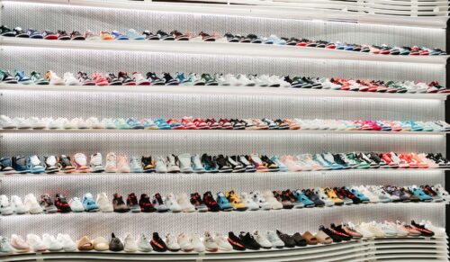 Am 25. August wird der Sneakerstore Spacewalk für alle eröffnet. (Foto: Spacewalk)