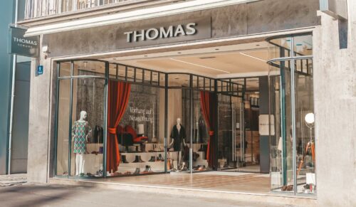 Neuer Thomas-Standort in der Münchner Weinstraße (Foto: Tretter)