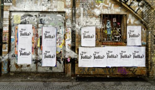 Zum Start der „Wer ist Julia?“ Kampagne hat Tamaris Guerilla-Aktionen in ausgewählten Städten durchgeführt. (Foto: Wortmann)