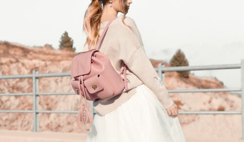 Der Sommer bringt neue It-Bags auf die Bildfläche. (Foto: Unsplash)