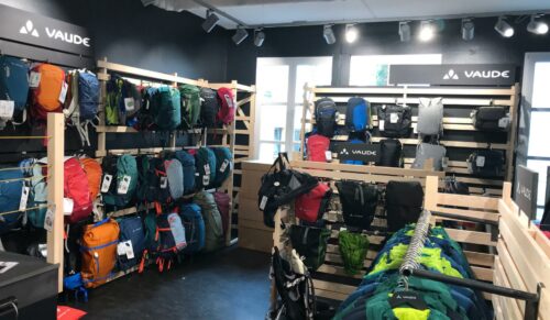 Auf 180 qm Verkaufsfläche stellt Outdoor-Ausrüster Vaude in Reutlingen seine Markenwelt vor. (Foto: Vaude)