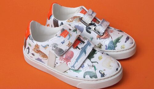 Kinderschuhe von Veja und Oliver Jeffers (Foto: Veja).