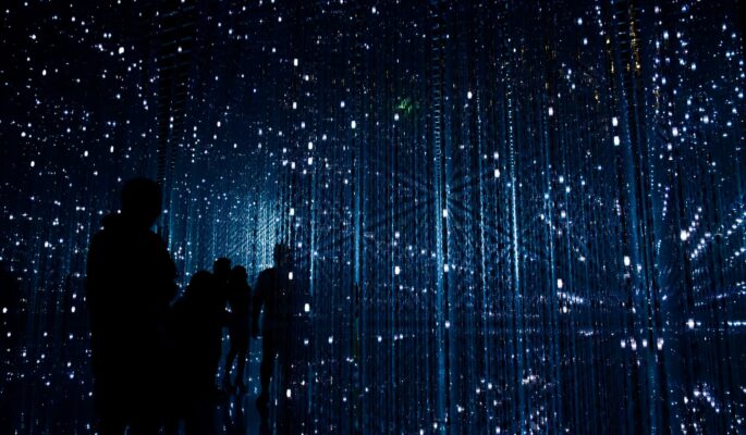 Bitkom hat eine neue Studie veröffentlicht. (Foto: Robynne Hu/Unsplash)