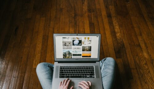 Onlineshopping hat weiter an Bedeutung zugenommen. (Foto: Unsplash/Andrew Neel)